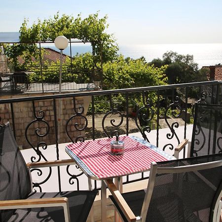 Apartment Mia Sveti Stefan Exterior foto